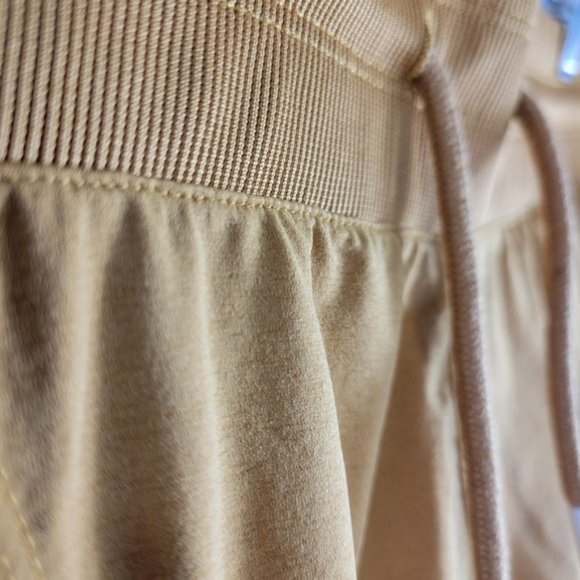 Zyia Pull On Drawstring High Waist Utility Cargo Zip Pocket Stretch Shorts - Picture 4 of 10